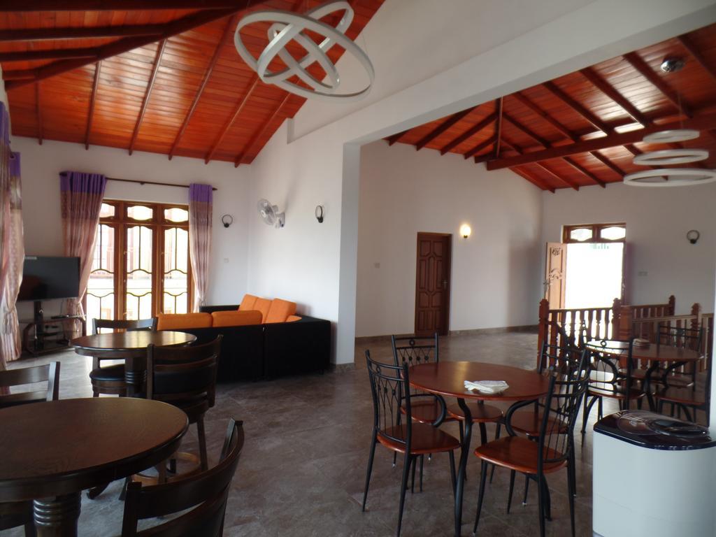 Kandyan Bluestar Villa Esterno foto