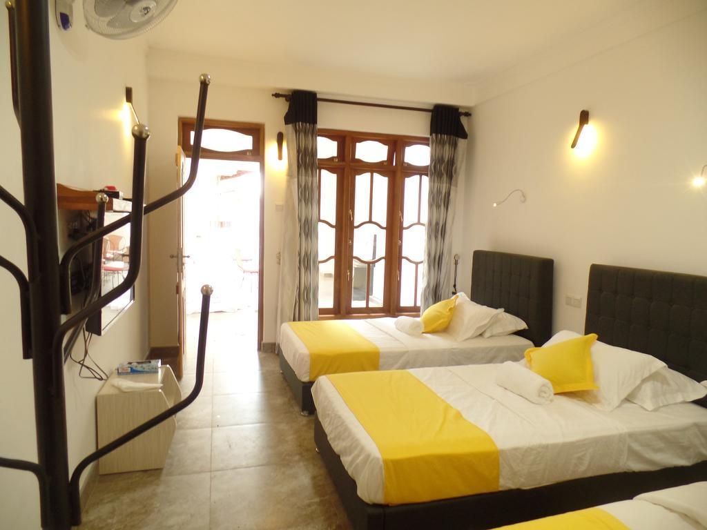 Kandyan Bluestar Villa Esterno foto