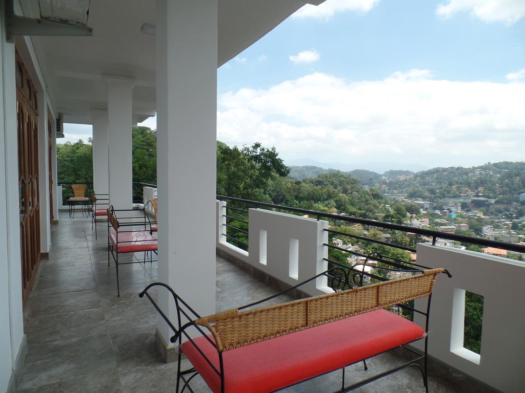 Kandyan Bluestar Villa Esterno foto