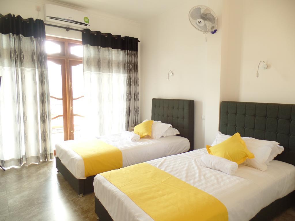 Kandyan Bluestar Villa Esterno foto