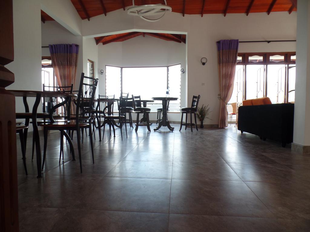 Kandyan Bluestar Villa Esterno foto