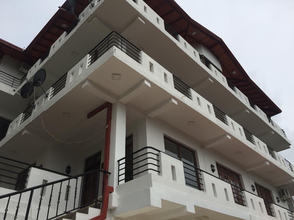 Kandyan Bluestar Villa Esterno foto