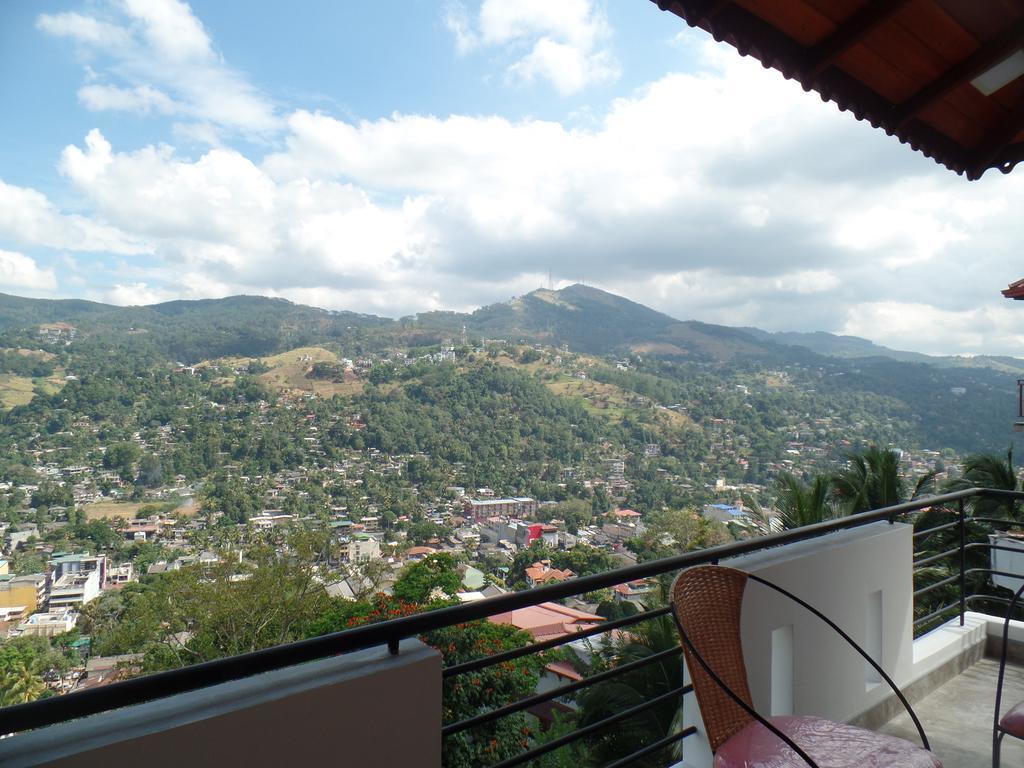 Kandyan Bluestar Villa Esterno foto